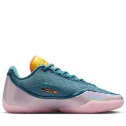 Nike LeBron 23 - Style Royal et Sportif